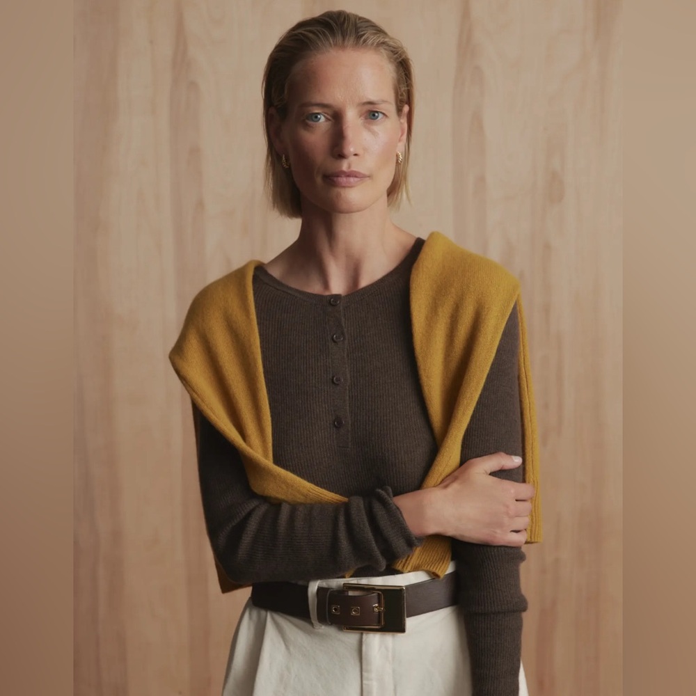 Quince Featherweight Cashmere Ribbed Henley Sweater